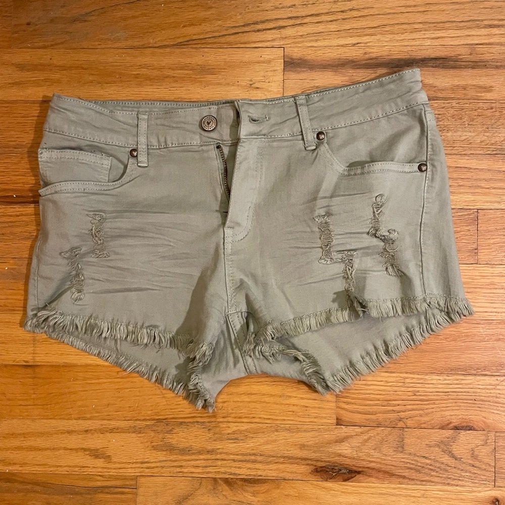Kiss & Cry, light green shorts. Size 9